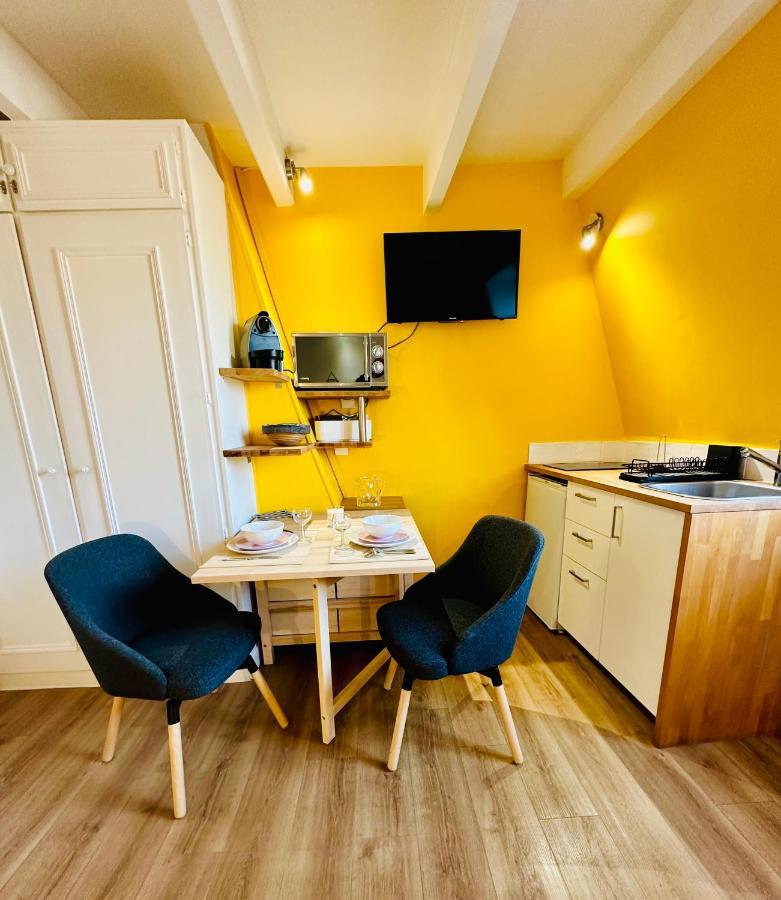 Studio Hissez Haut - Idealement Place, Plage, Restaurants, Commerces ทรูวิลล์-ซูร์-แมร์ ภายนอก รูปภาพ